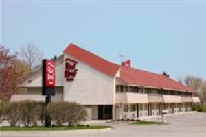 Red Roof Inn Detroit St Clair Shores voted 3rd best hotel in Roseville 