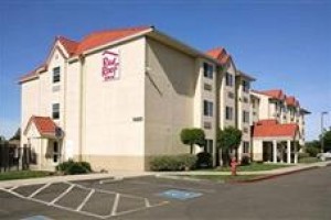 Red Roof Inn Dixon Image
