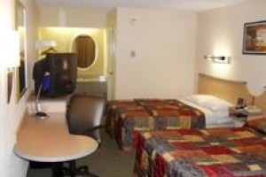 Red Roof Inn - Cincinnati East-Beechmont Image
