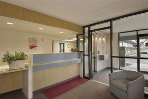 Days Inn Overland Park Image