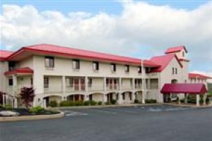 Lancaster Red Roof Inn Image