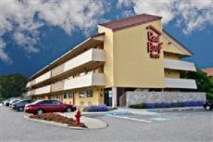 Red Roof Meadowlands Image