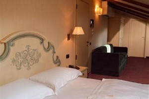 Relais Ducale Spa & Pool Image