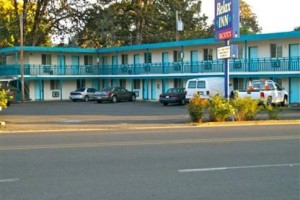 Relax Inn Cottage Grove Image