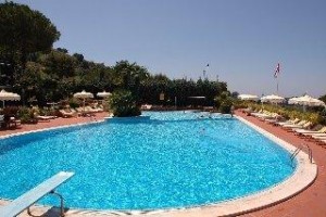 Residence Costa Di Kair Ed Din Image