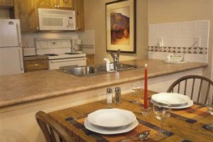 Whistler Town Plaza Suites Image