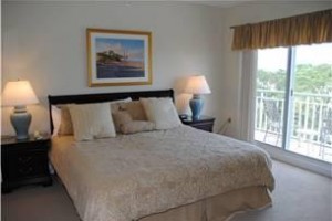 ResortQuest Windsor Place Villa Hilton Head Island Image
