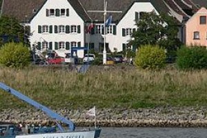 Rhein River Guesthouse Hitdorf Image