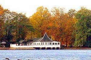 Ringhotel Bokel-Muhle am See Image