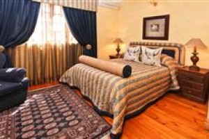Riverside Lodge Image