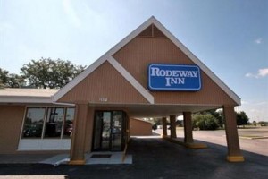 Rodeway Inn Beloit (Wisconsin) voted 5th best hotel in Beloit 
