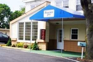 Rodeway Inn Wall Image