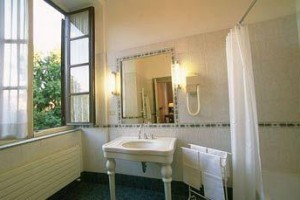Hotel Roma e Rocca Cavour Image