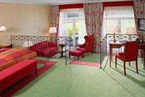 Romantik Hotel Gravenberg Langenfeld (North Rhine Westphalia) voted  best hotel in Langenfeld 