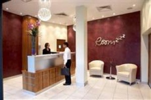 Roomzzz Aparthotel City West voted 7th best hotel in Leeds