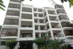 Rose Wood Residence Image