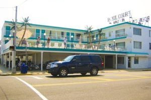 Royal Court Motel Image