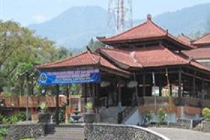 Royal Trawas Hotel & Cottages Image