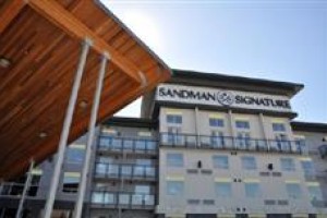 Sandman Signature Hotel & Suites Langley Image