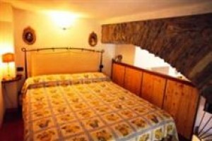Sandra Villa Rooms Image