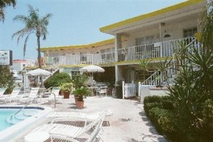 Sands Point Motel Image