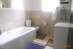 Santini Lace Selfcatering Unit Image