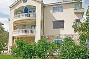 Sars Apartments Image