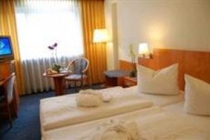 Savoy Hotel Frankfurt Image