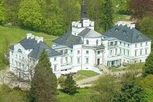 Schlosshotel Burg Schlitz Hohen Demzin voted  best hotel in Hohen Demzin