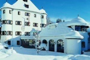 Schlosshotel Rosenegg voted 3rd best hotel in Fieberbrunn