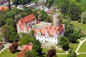 Ringhotel Schloss Schkopau Image