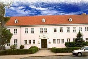 Schlosspark voted  best hotel in Harbke