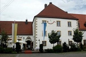 Schlosswirt Hotel Image