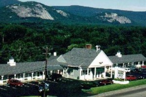 School House Motel Image