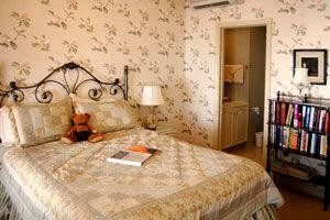Scotlaur Inn Bed and Breakfast Image