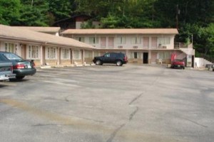 Scottish Inn Airport Knoxville Image