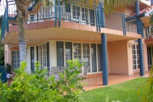 Sea Breeze Apartments Byron Bay Image