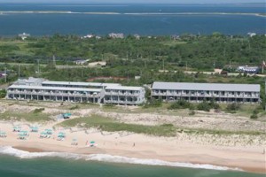 Sea Crest on the Ocean voted  best hotel in Amagansett