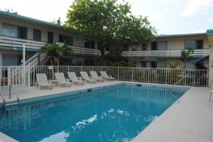 Sea Spray Inn Image