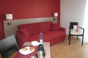 Sejours & Affaires Les Rives Du Leman Aparthotel Gex Image