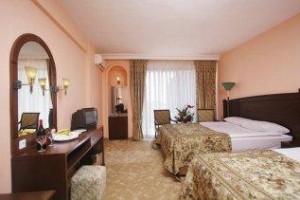 Selge Beach Resort & Spa Side Image