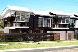 Sereno Luxury Beach Villas Herbey Bay Image