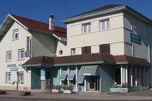 Servhotel Morestel voted  best hotel in Morestel