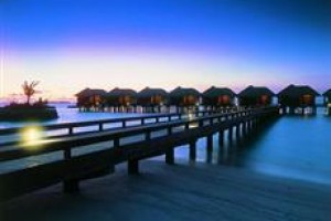 Sheraton Maldives Full Moon Resort & Spa Image