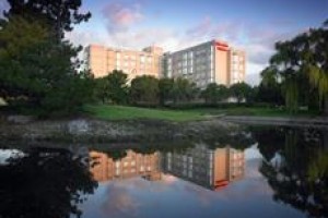 Sheraton Suites Chicago Elk Grove voted 2nd best hotel in Elk Grove Village