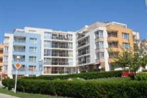 Sineva Del Sol Apartments Image