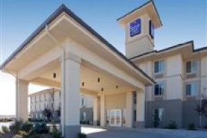 Sleep Inn and Suites Evansville (Wyoming) Image