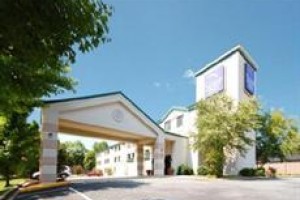 Sleep Inn Carolina First Center Image