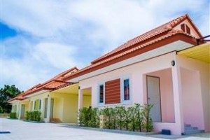 Smile Resort Sriracha Image