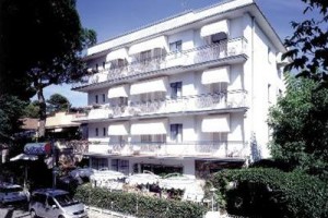 Hotel Solitude Image